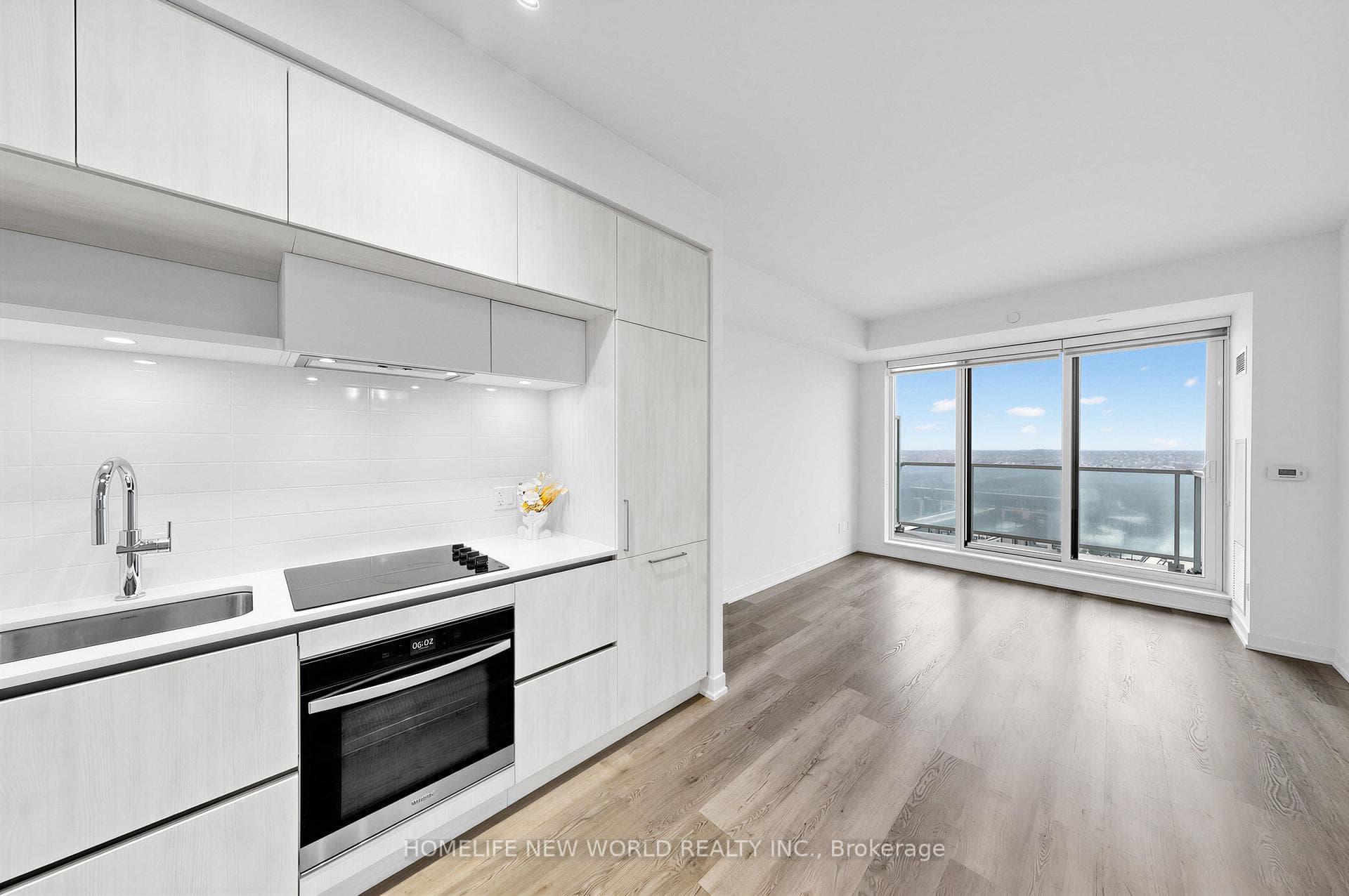 2 David Eyer Road Unit 933 photo 8
