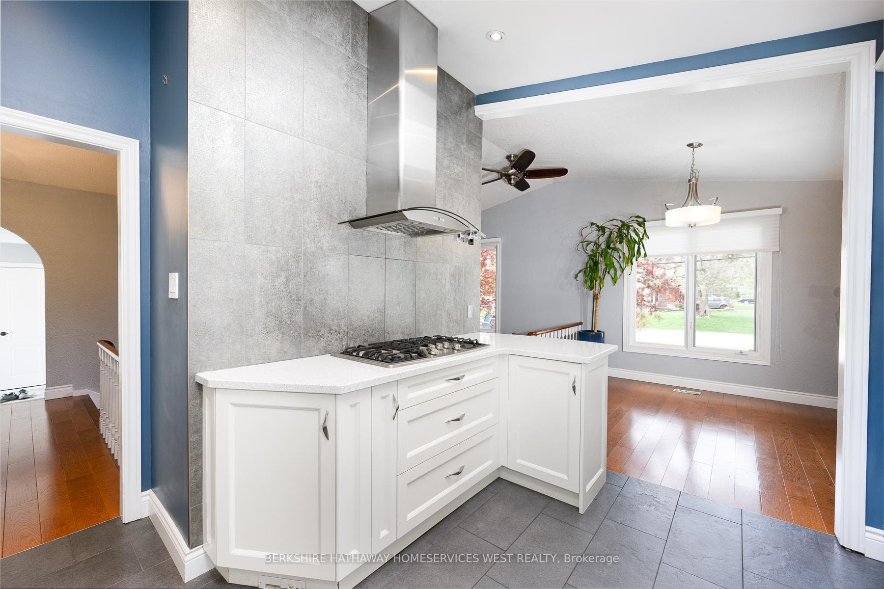 321 Stanfield Drive photo 17