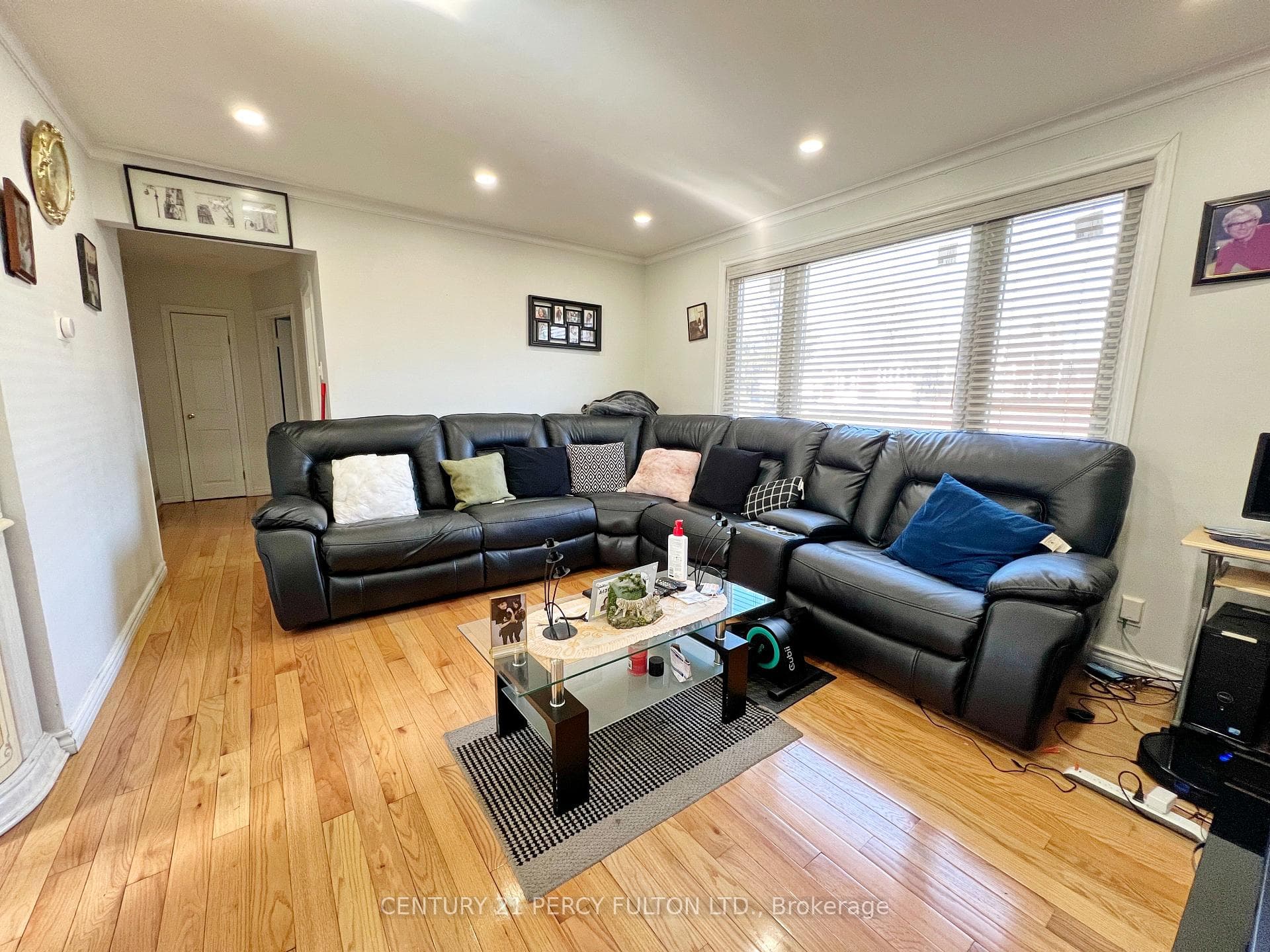 107 Seminole Avenue photo 3