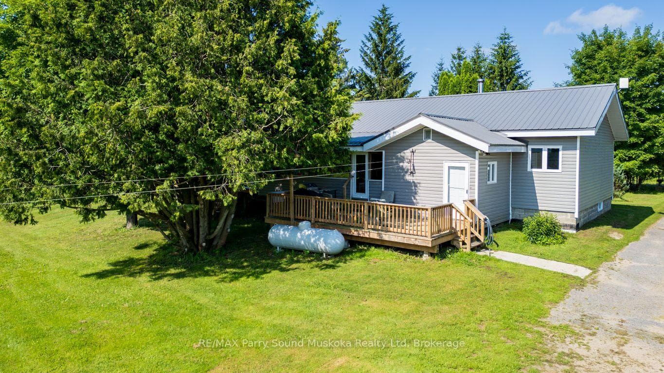 Updated siding; newer decking