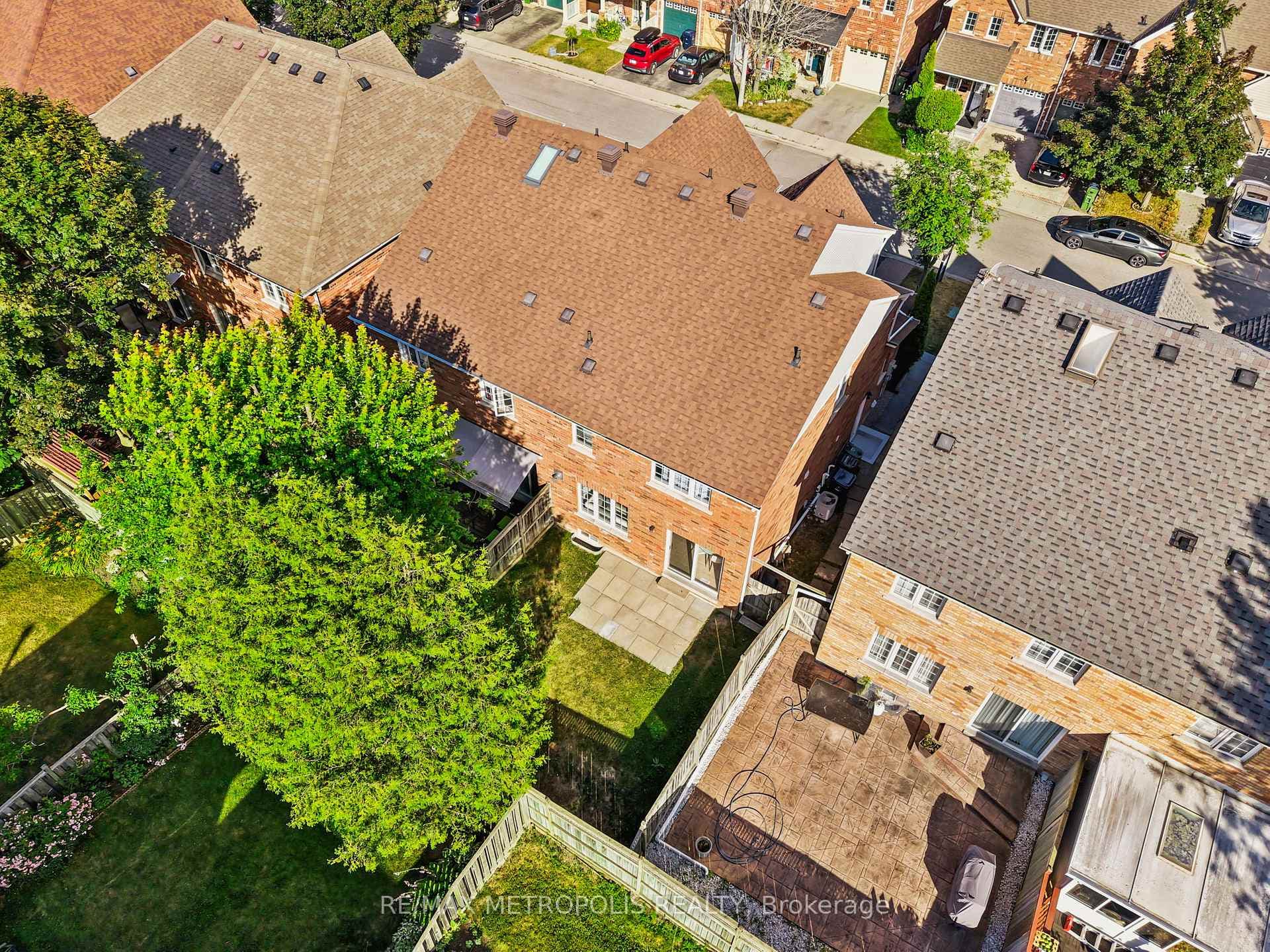 50 Frank Faubert Drive photo 39