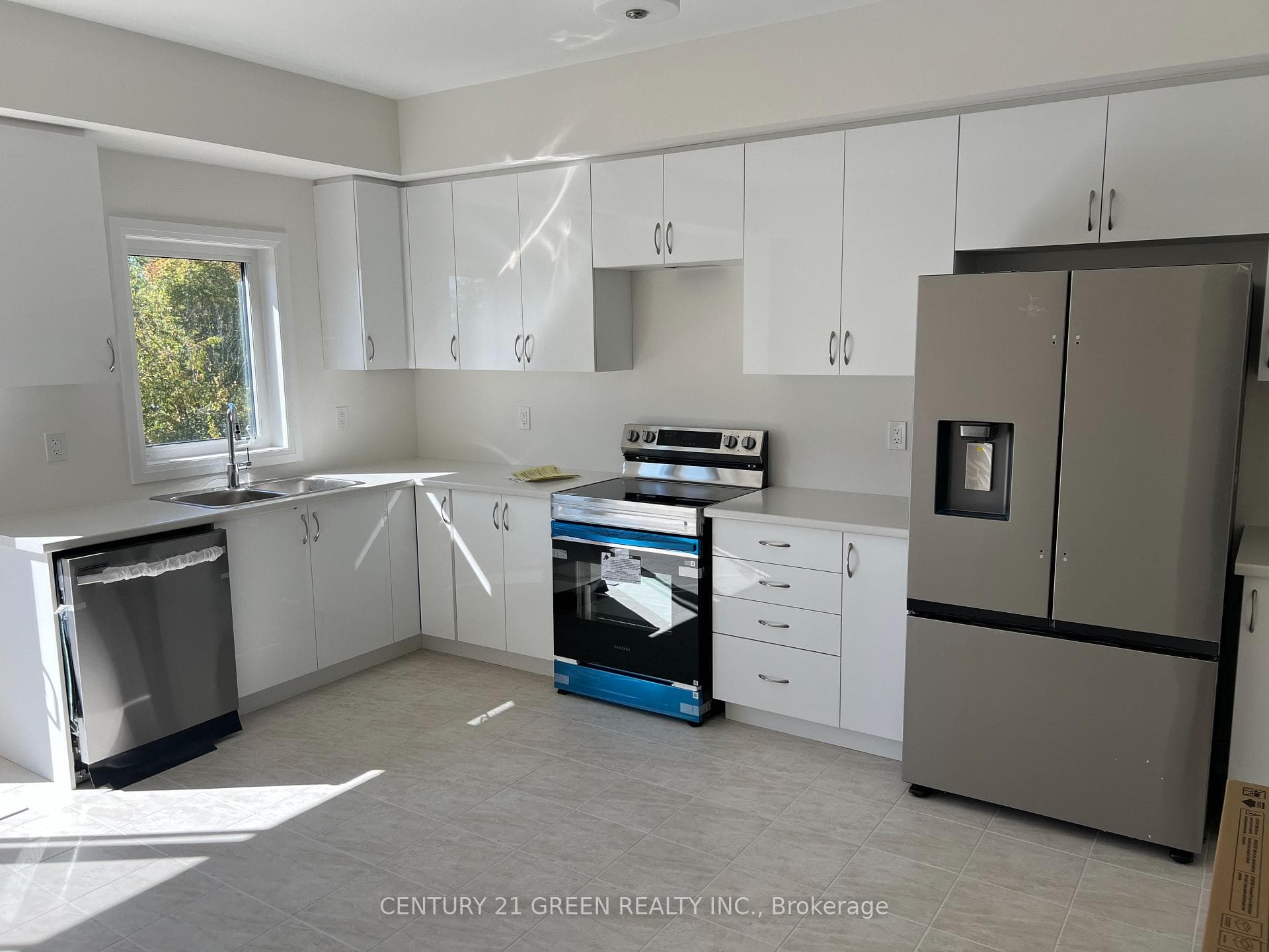 660 Colborne Street Unit G-35 photo 6