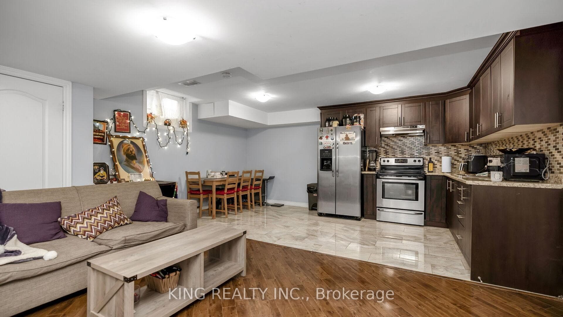 9 Monkton Circle photo 29