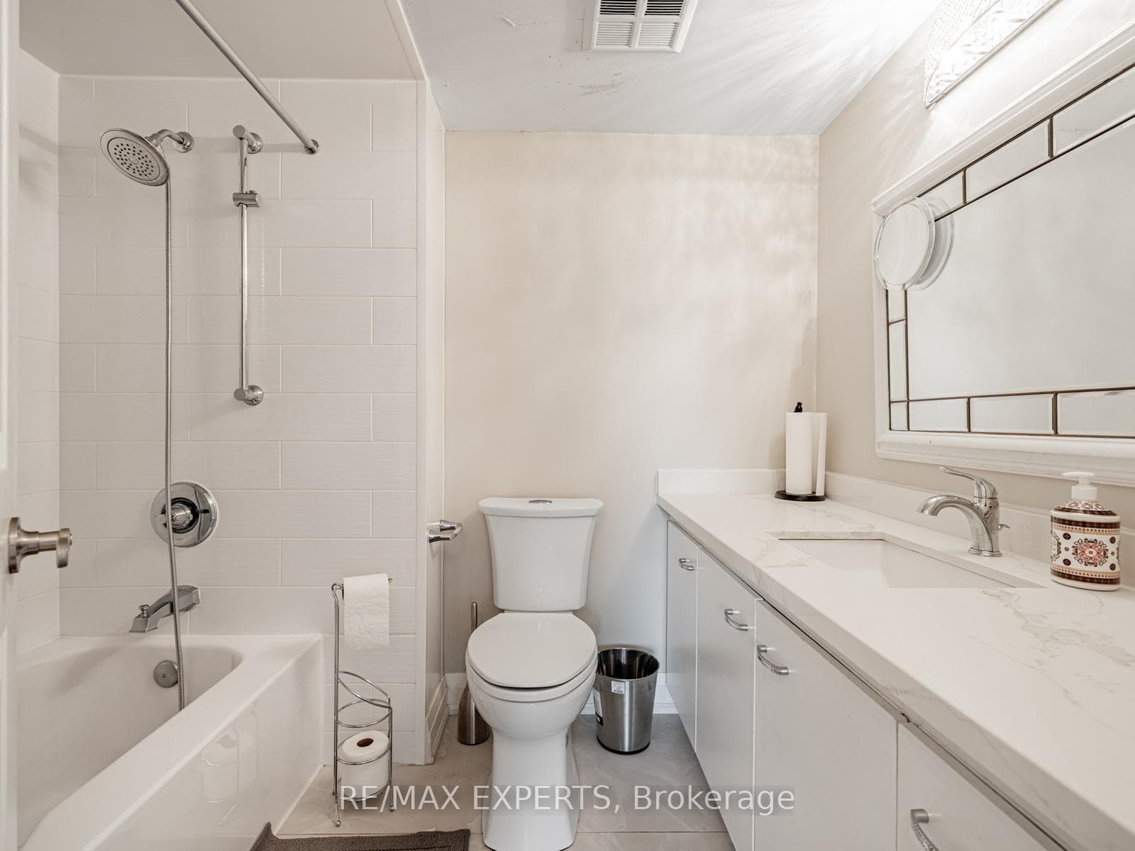 100 Arbors Lane Unit 215 photo 26