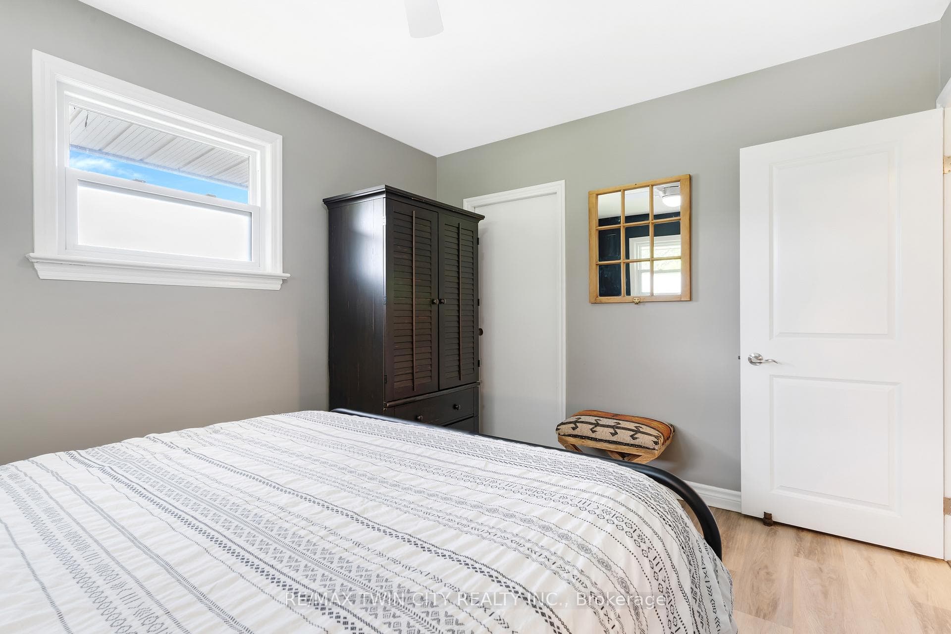 1023 Rose Street photo 23