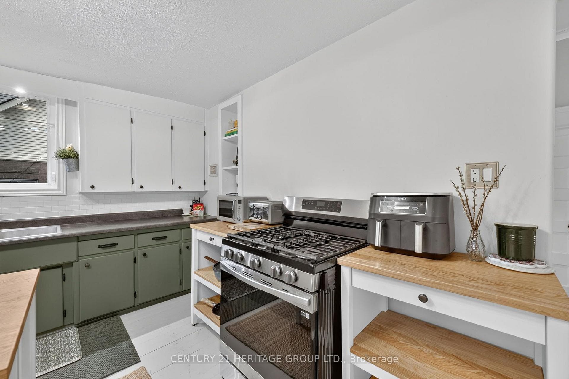 62 Queen Street photo 19