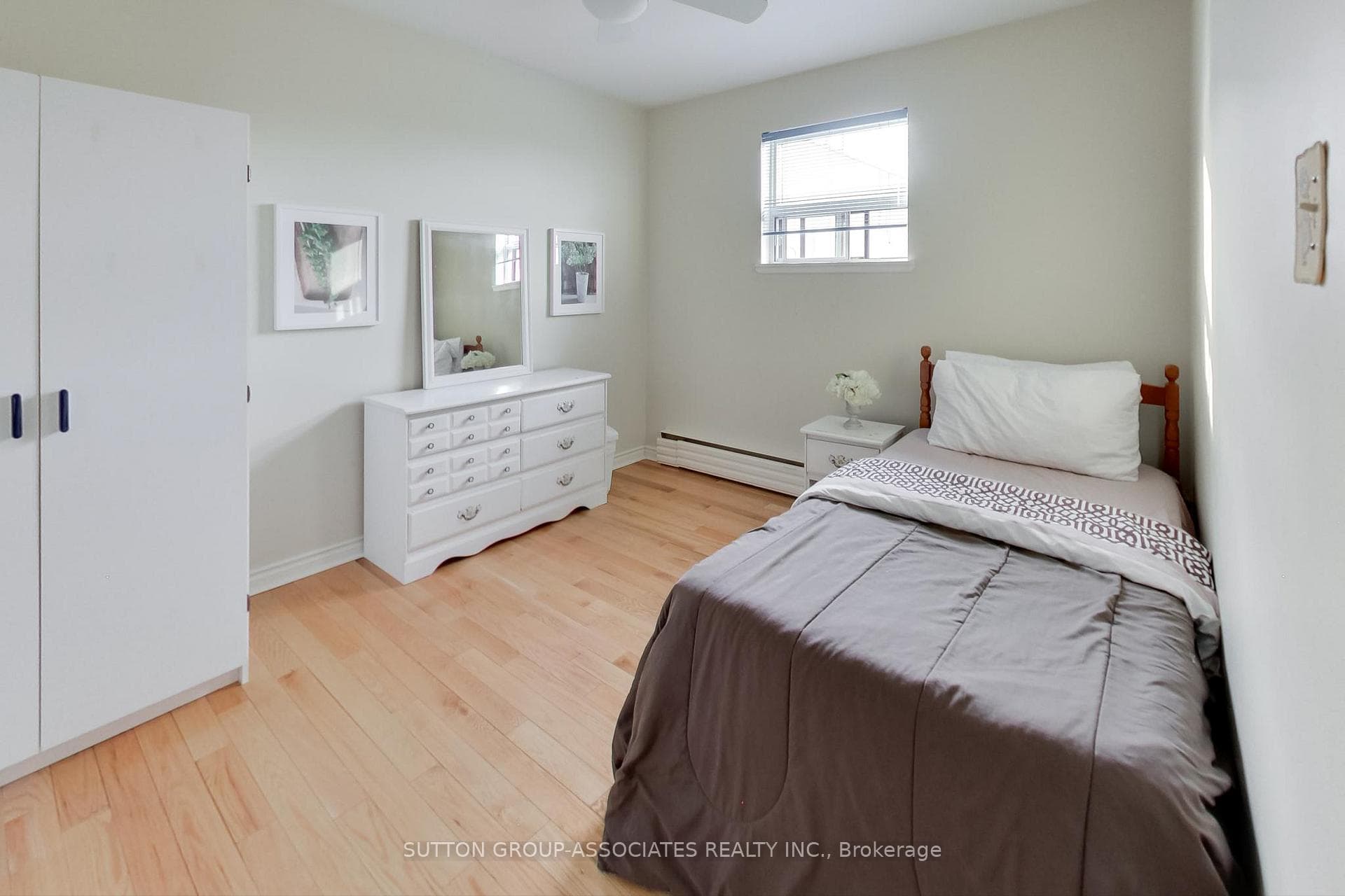 52 Mackay Avenue photo 27