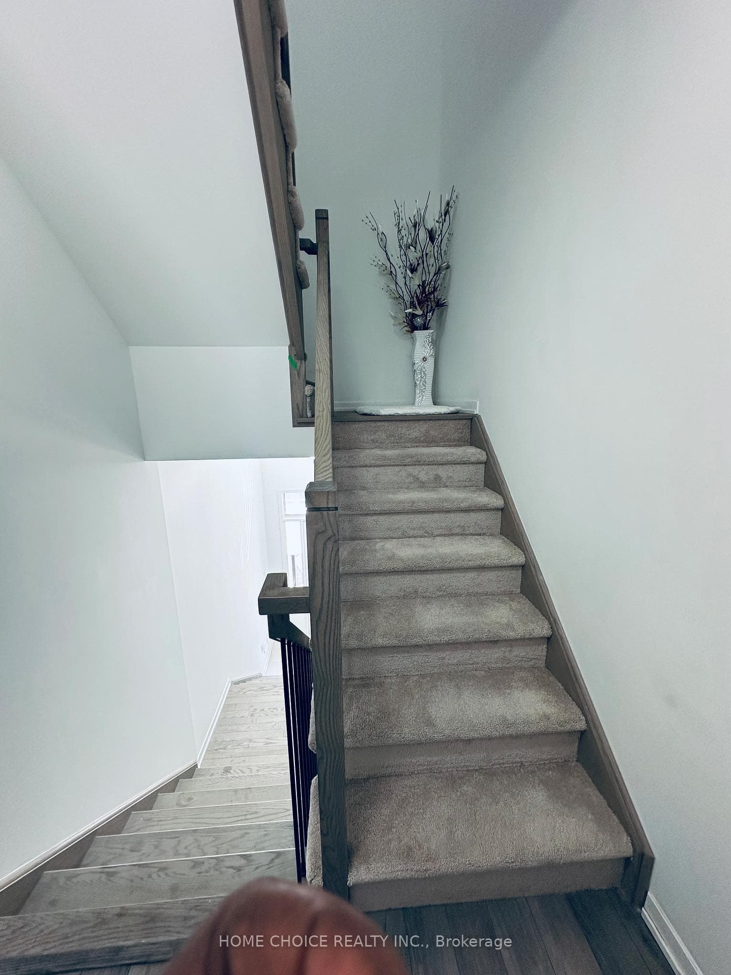 786 Heathrow Path photo 14
