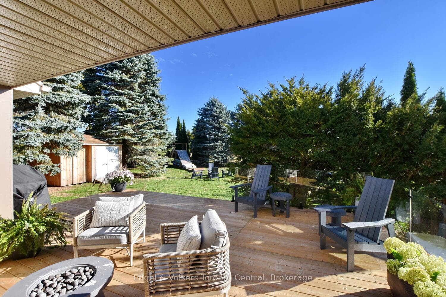 55 Highland Drive photo 48