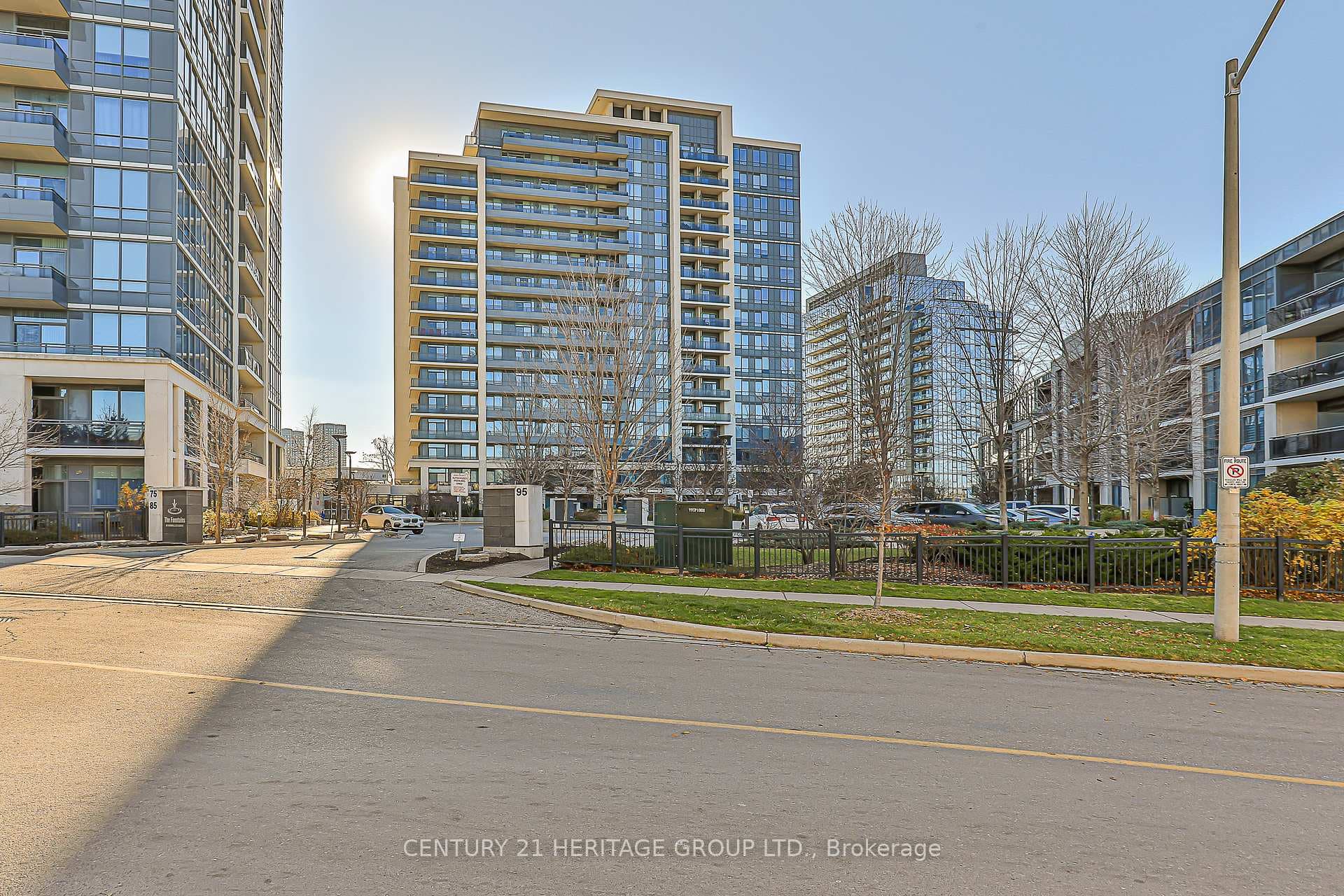 85 North Park Road Unit 914 photo 1
