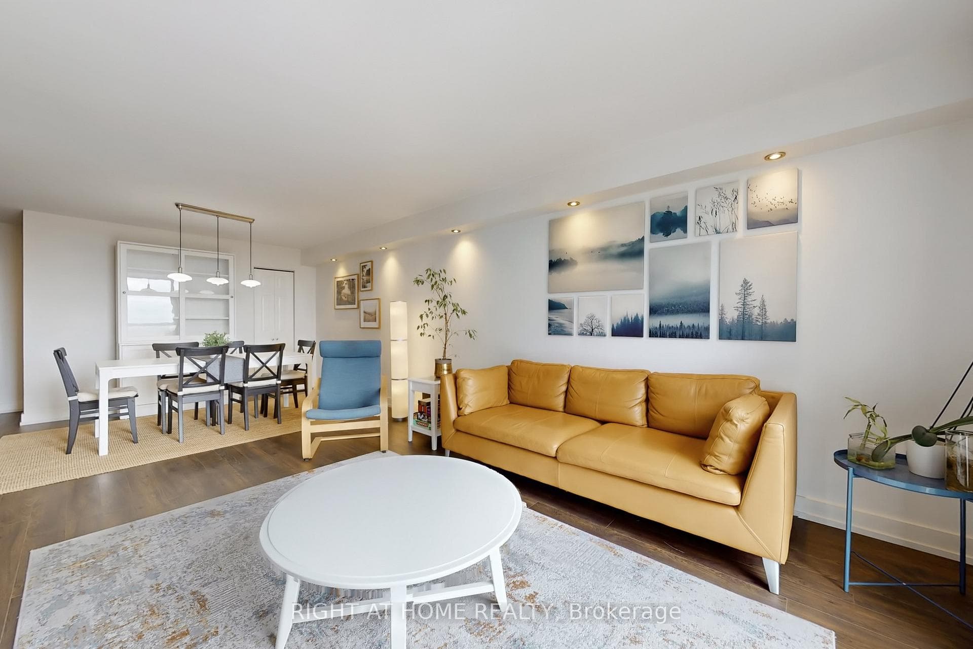 5460 Yonge Street Unit 1404 photo 6
