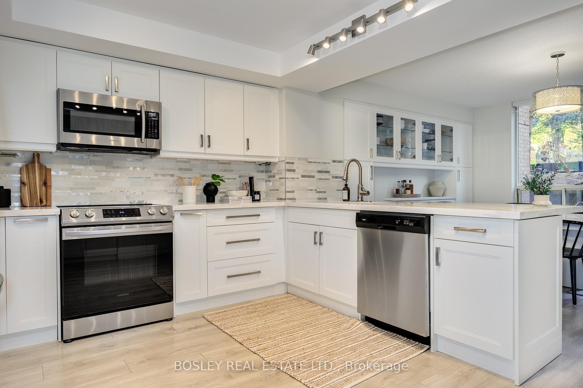 1200 Don Mills Road Unit 115 photo 8