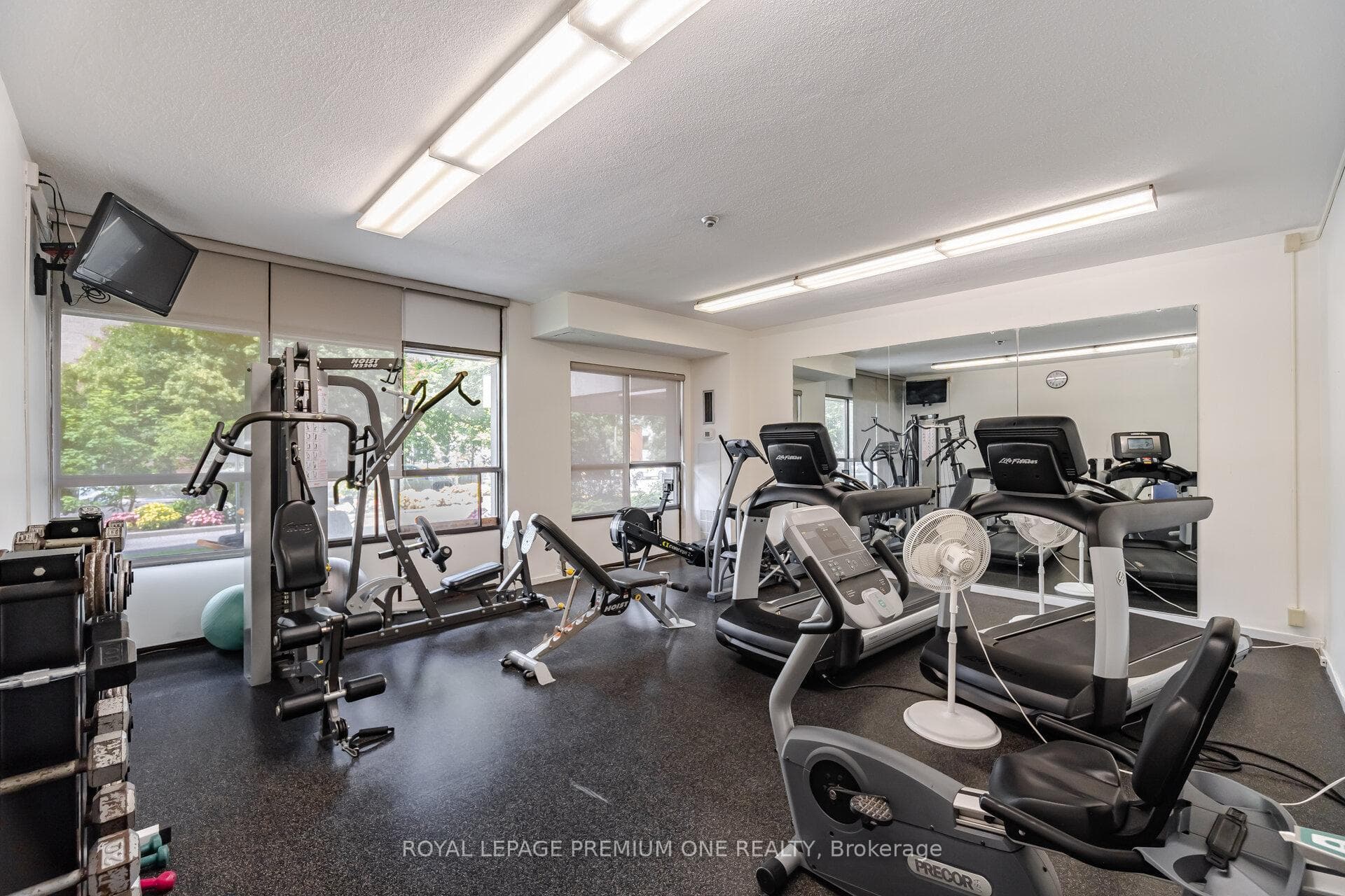 100 Canyon Avenue Unit 302 photo 47