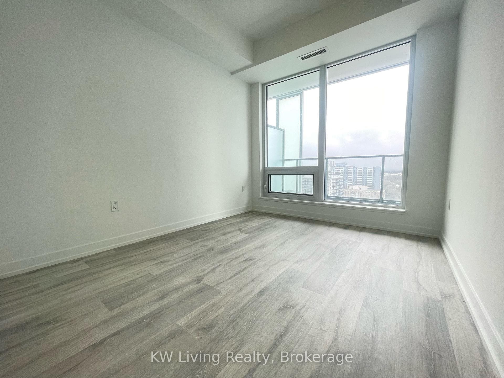 8 Olympic Garden Drive Unit 1511 photo 7