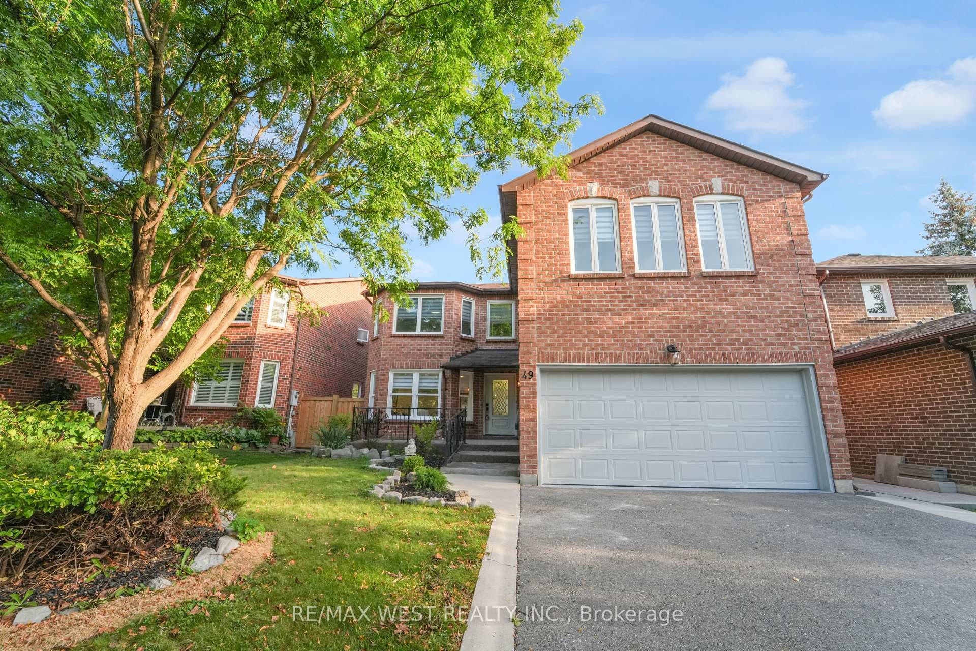49 Barrhill Road photo 1