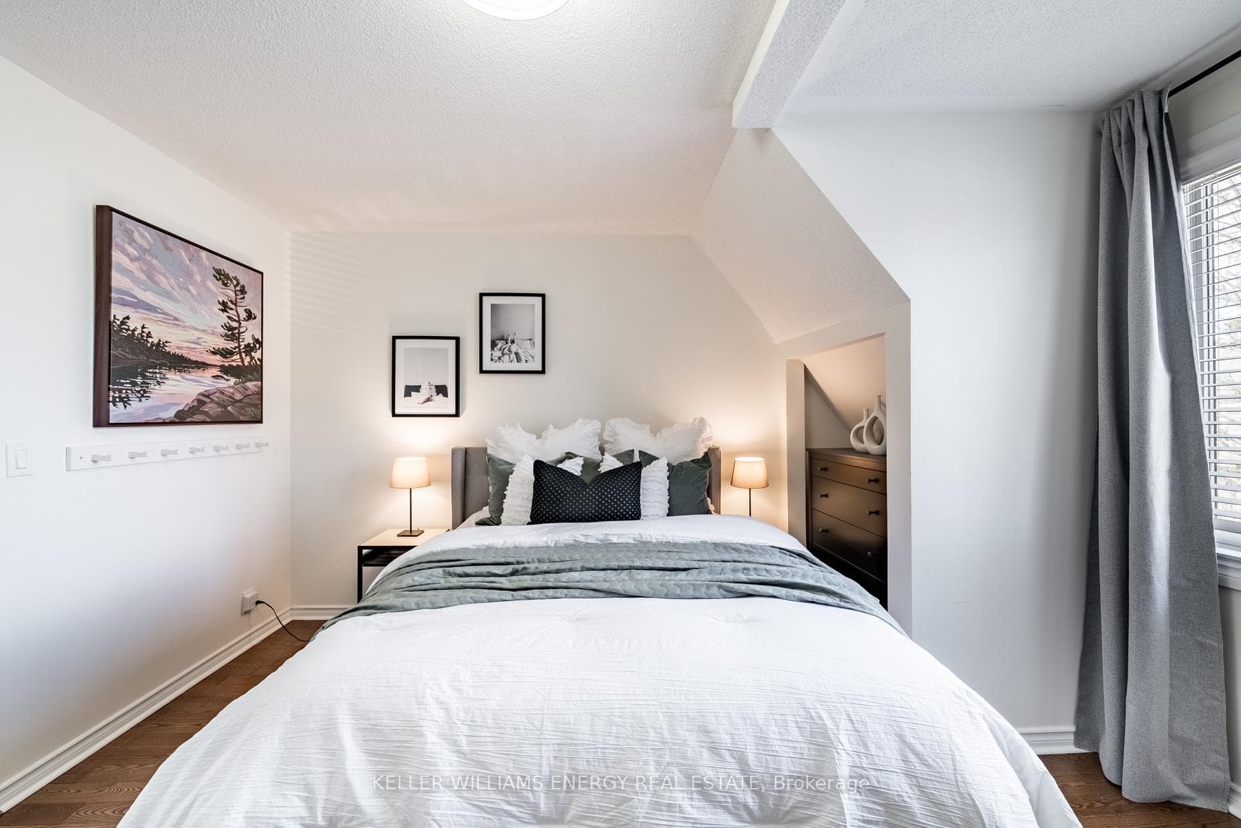 184 Pickering Street photo 12