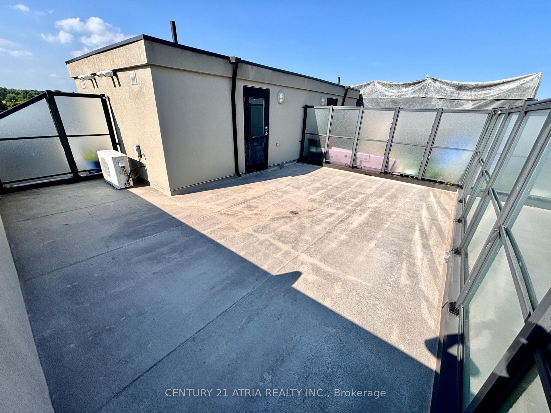 326 John Street Unit 280 photo 20
