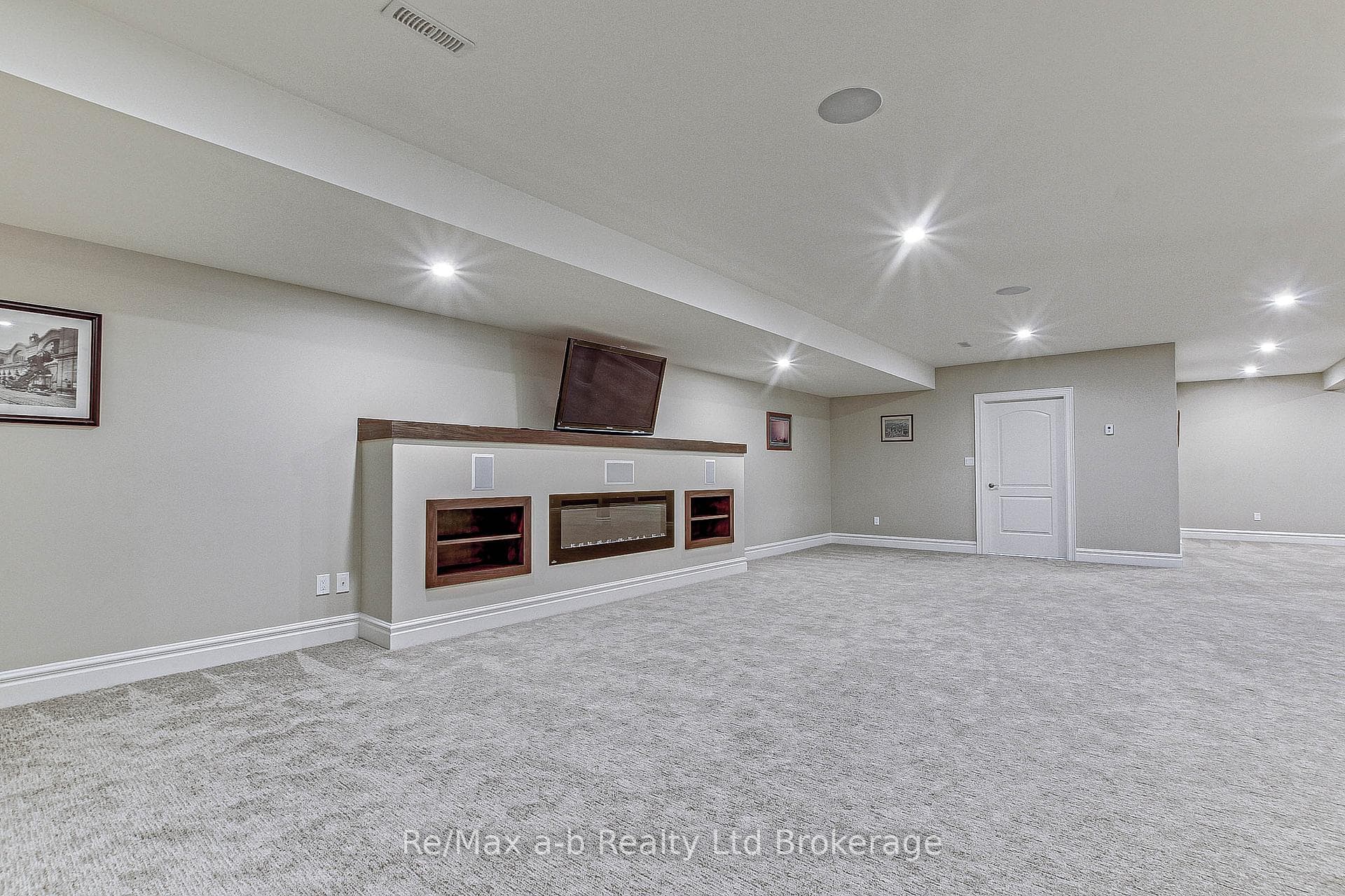 60 Otterview Drive photo 27