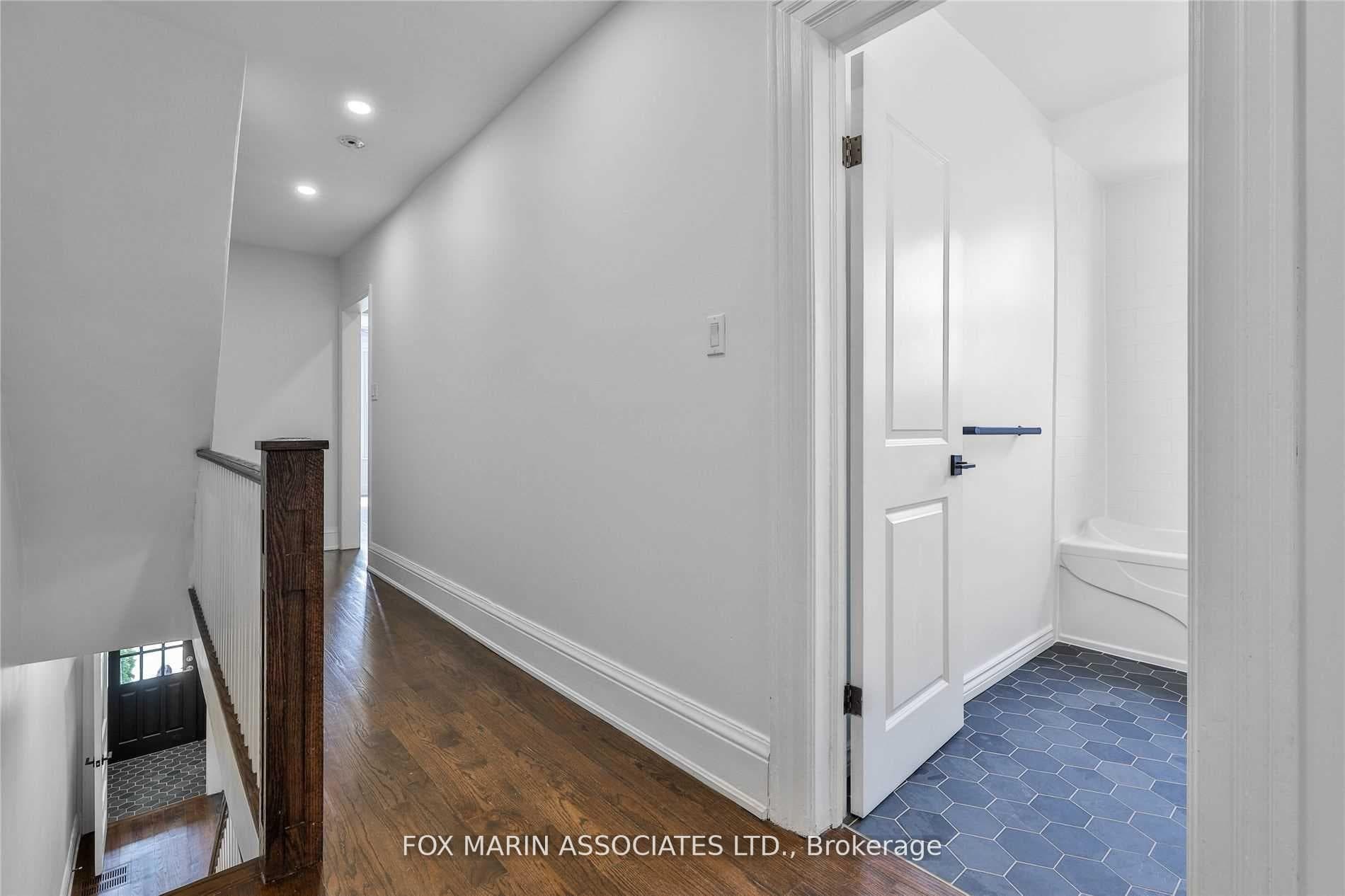 213 Grace Street photo 22