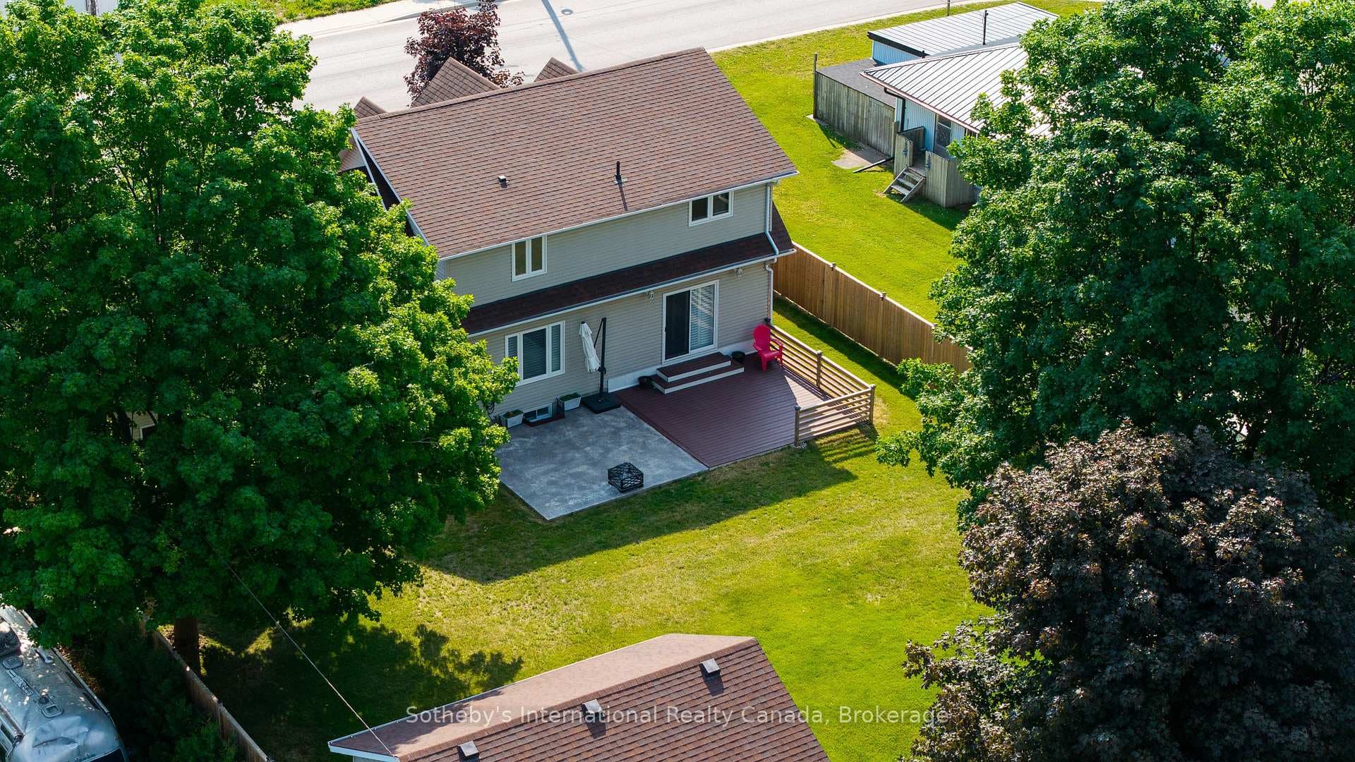 154 Mary Street photo 46