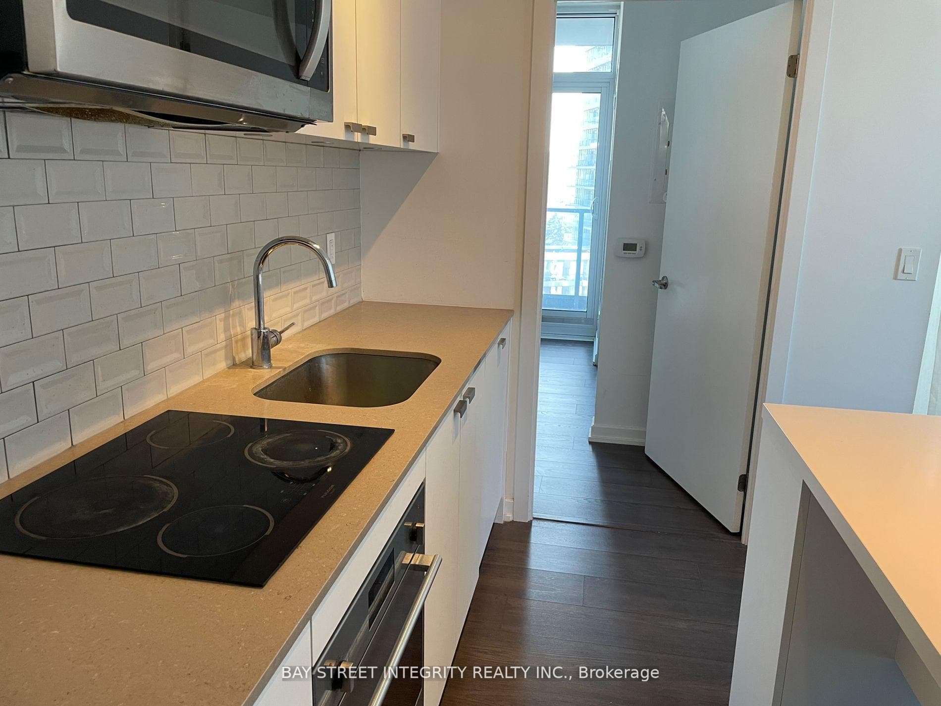 56 Forest Manor Road Unit 1004 photo 11
