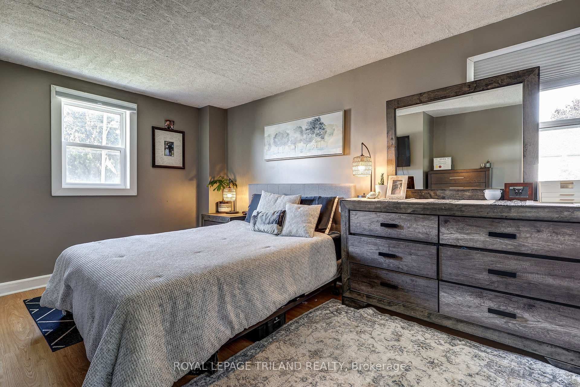 35761 FINGAL LINE - BEDROOM