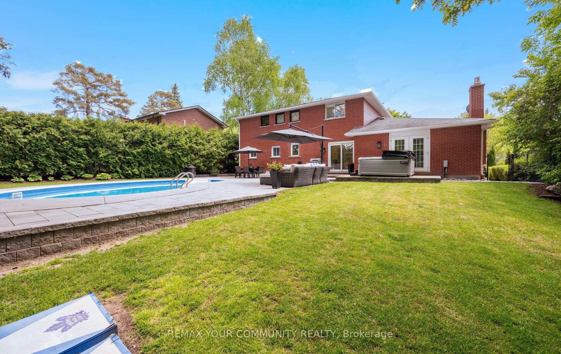 24 Hawthorne Lane photo 44