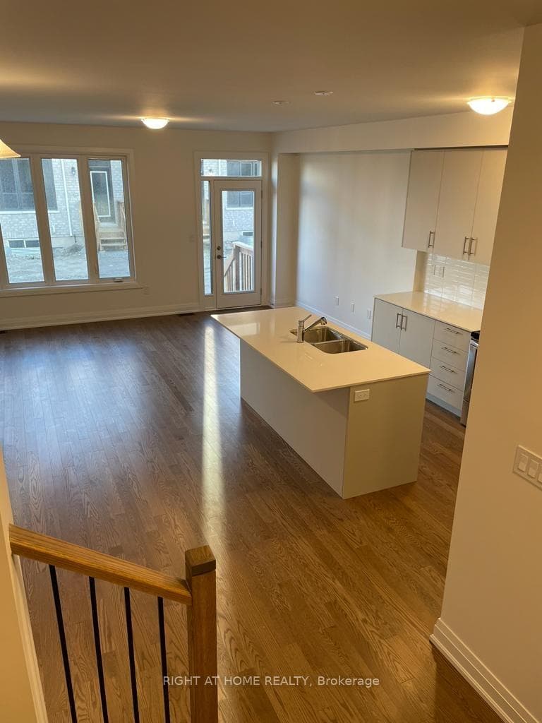 337 Thimbleweed Court photo 4