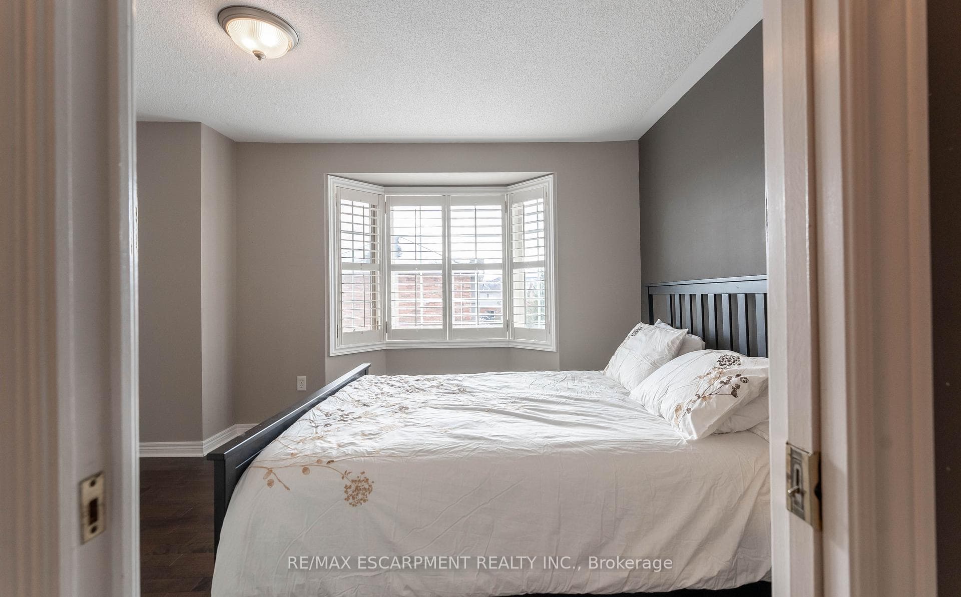 1336 UPPER SHERMAN Avenue Unit 7 photo 18