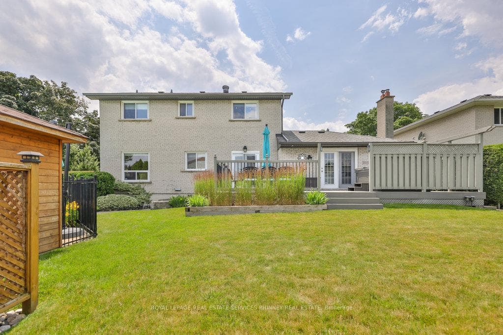 275 Chantenay Drive photo 34
