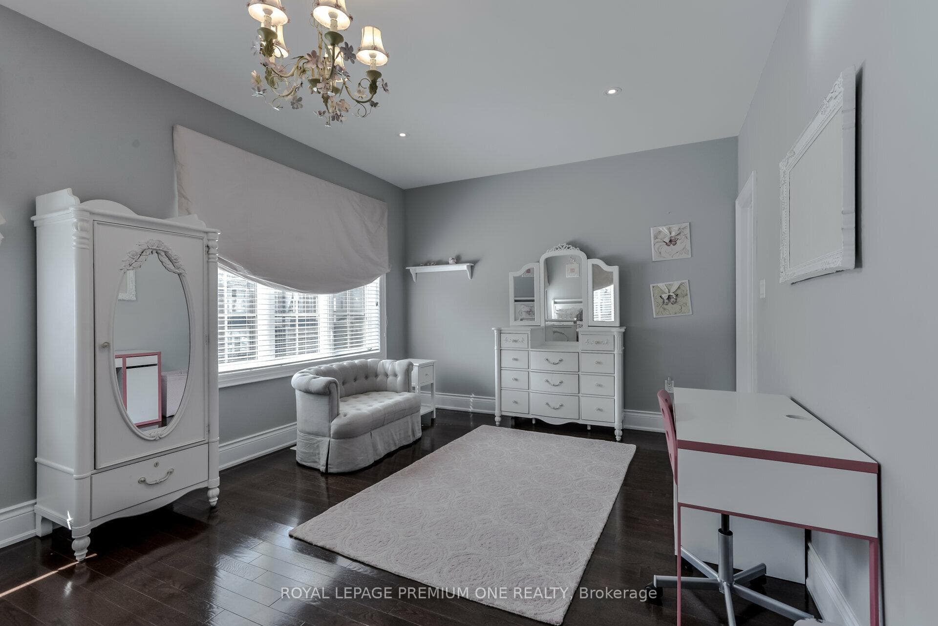 107 Headwind Boulevard photo 36