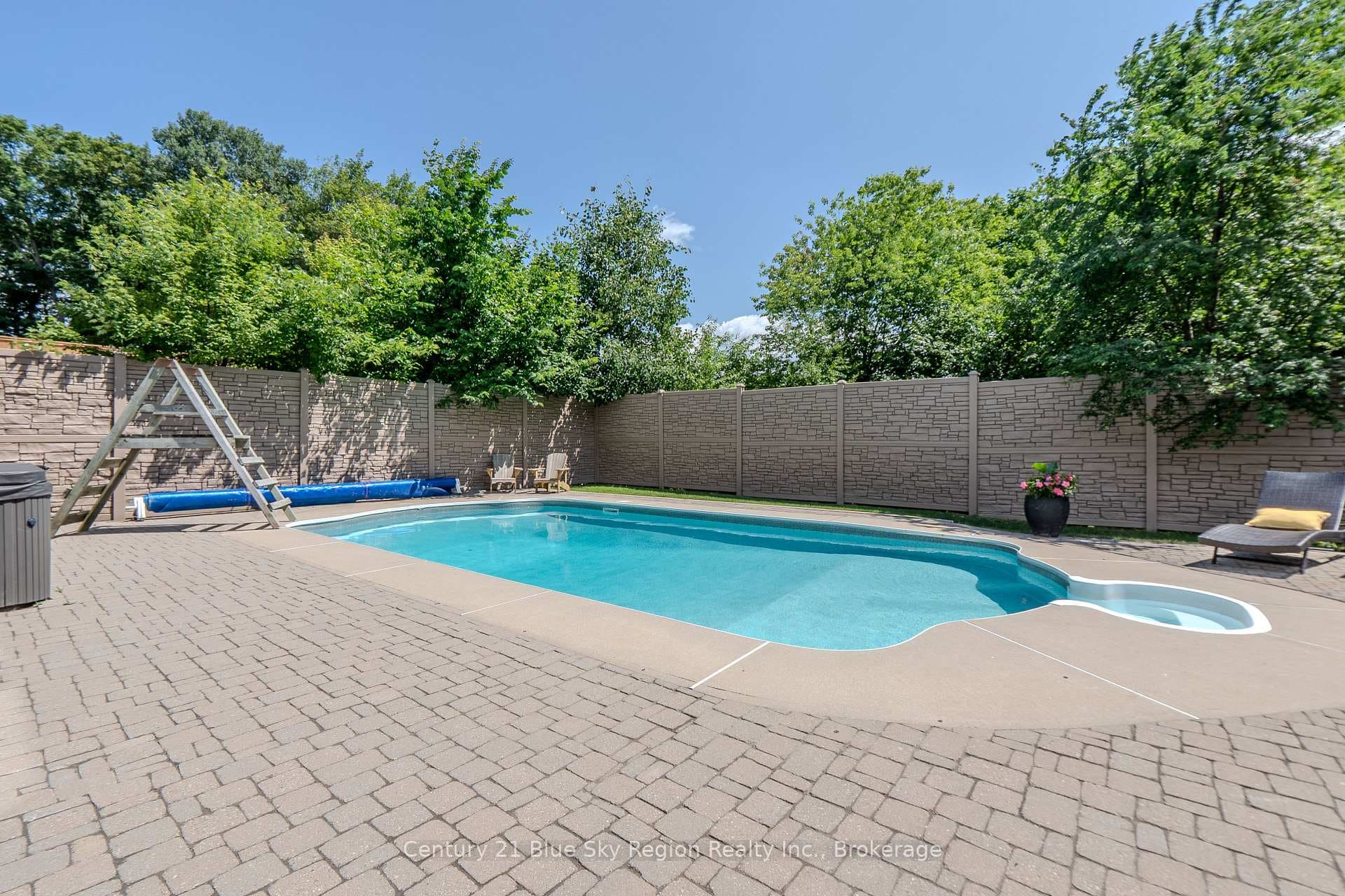 77 Janey Avenue photo 10