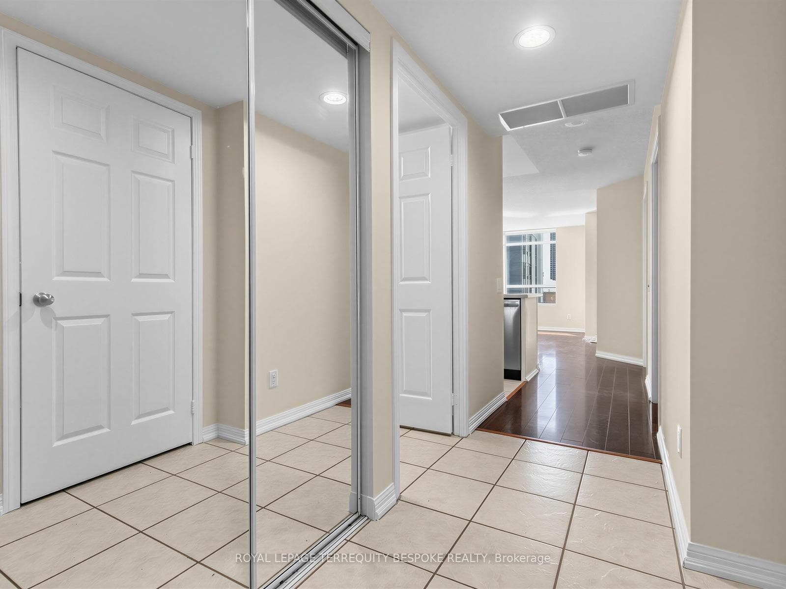 153 Beecroft Road Unit 2815 photo 5