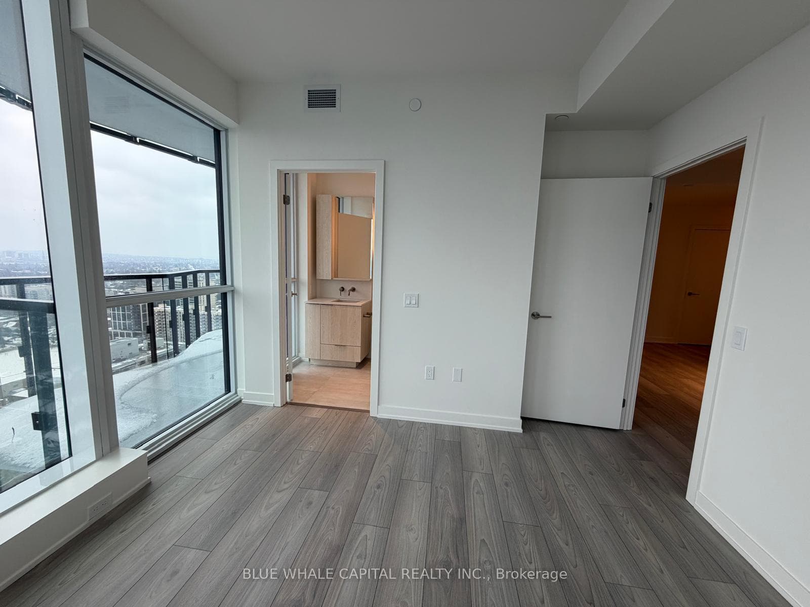 110 Broadway Avenue Unit 2709 photo 18