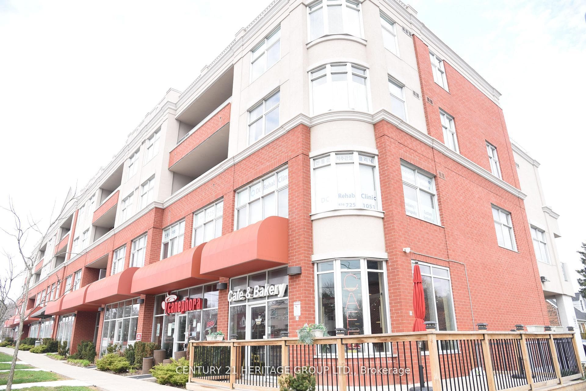222 Finch Avenue Unit 204 photo 1