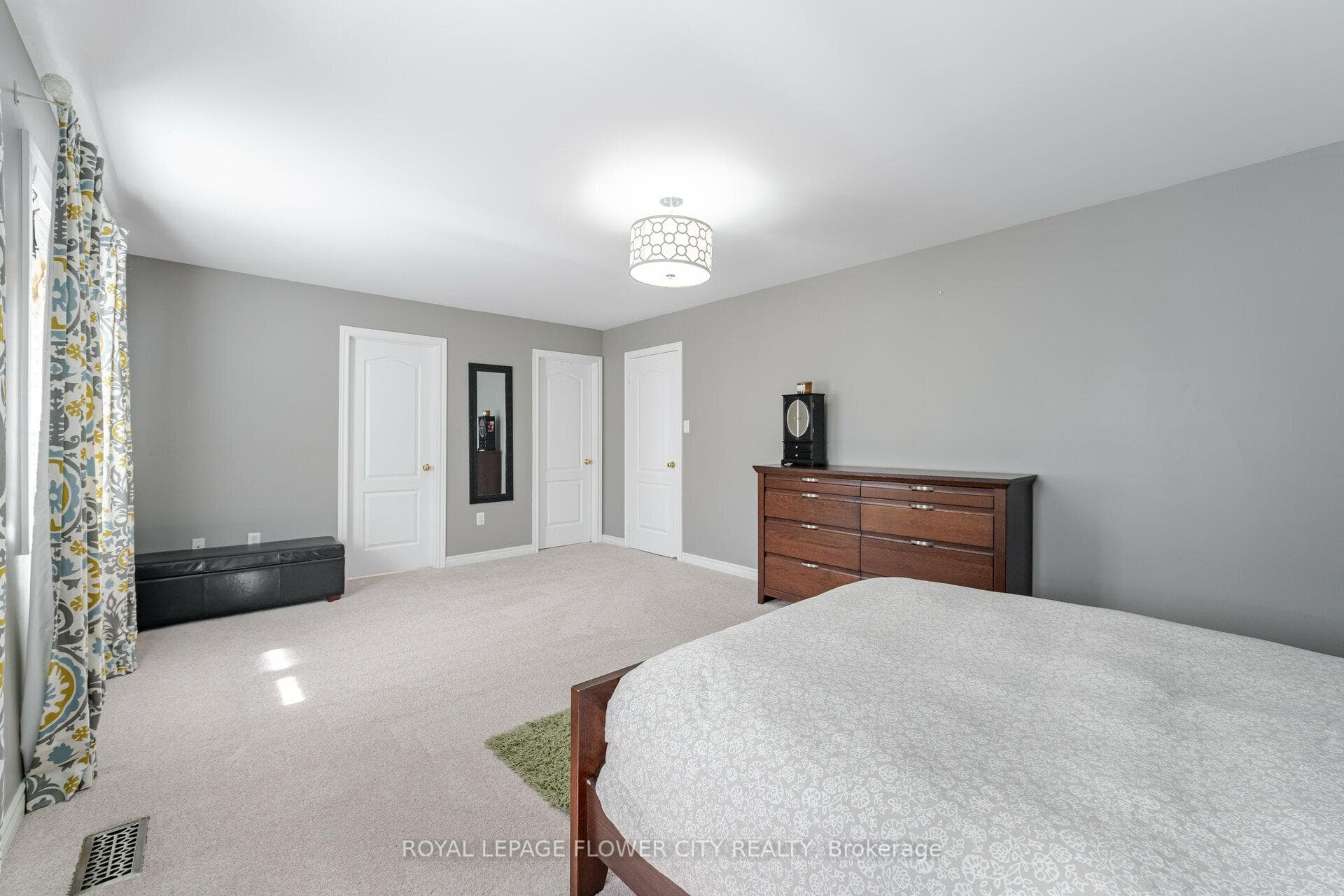 9 Glennie Drive photo 20