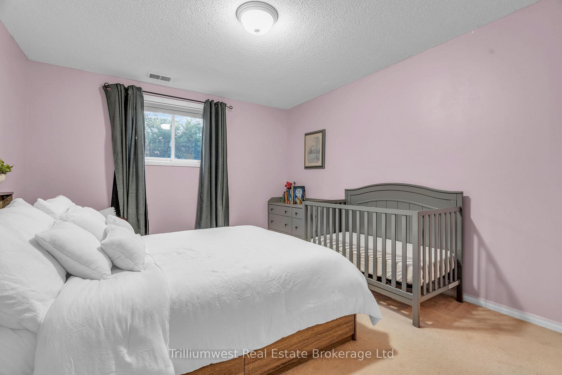 456 Janefield Avenue Unit 113 photo 23