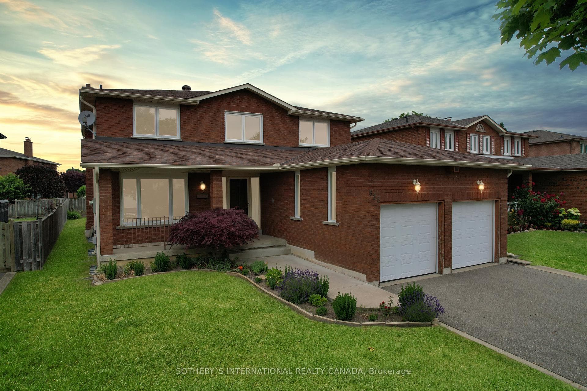 626 Chancellor Drive photo 1