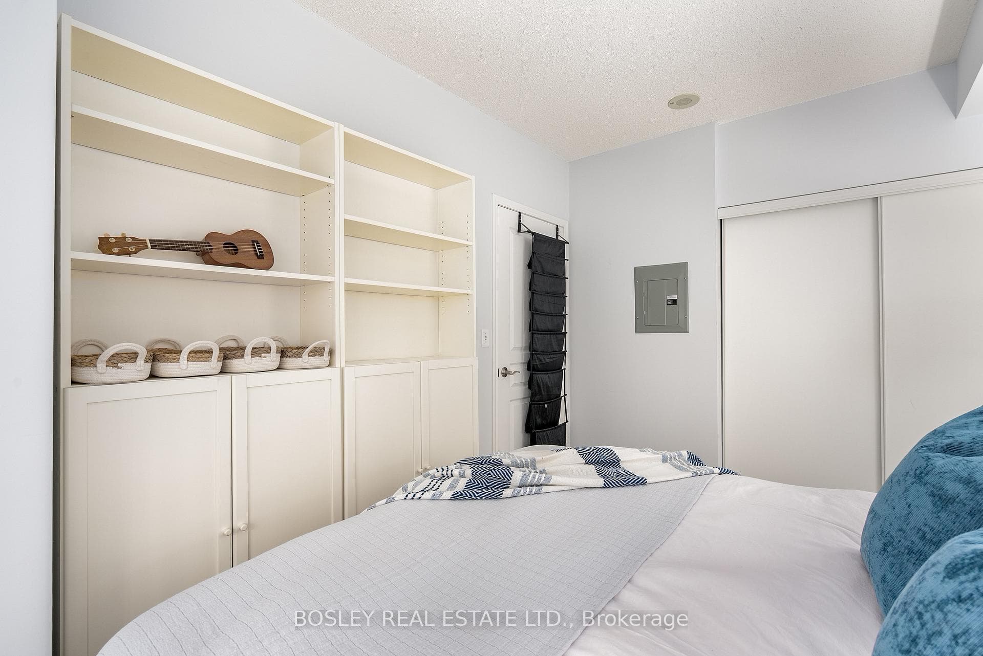 51 Harrison Garden Boulevard Unit 306 photo 21