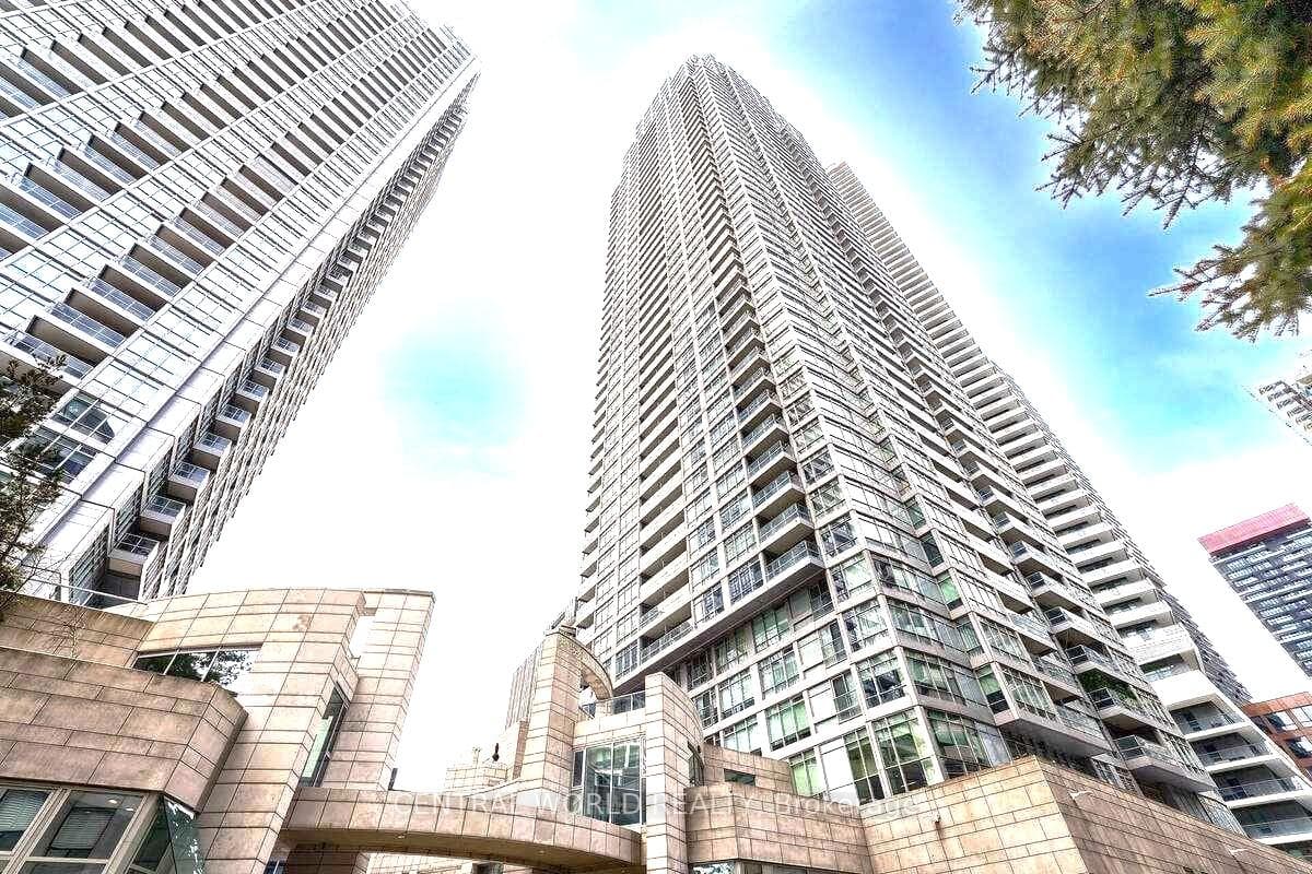 2191 Yonge Street Unit 2109 photo 1