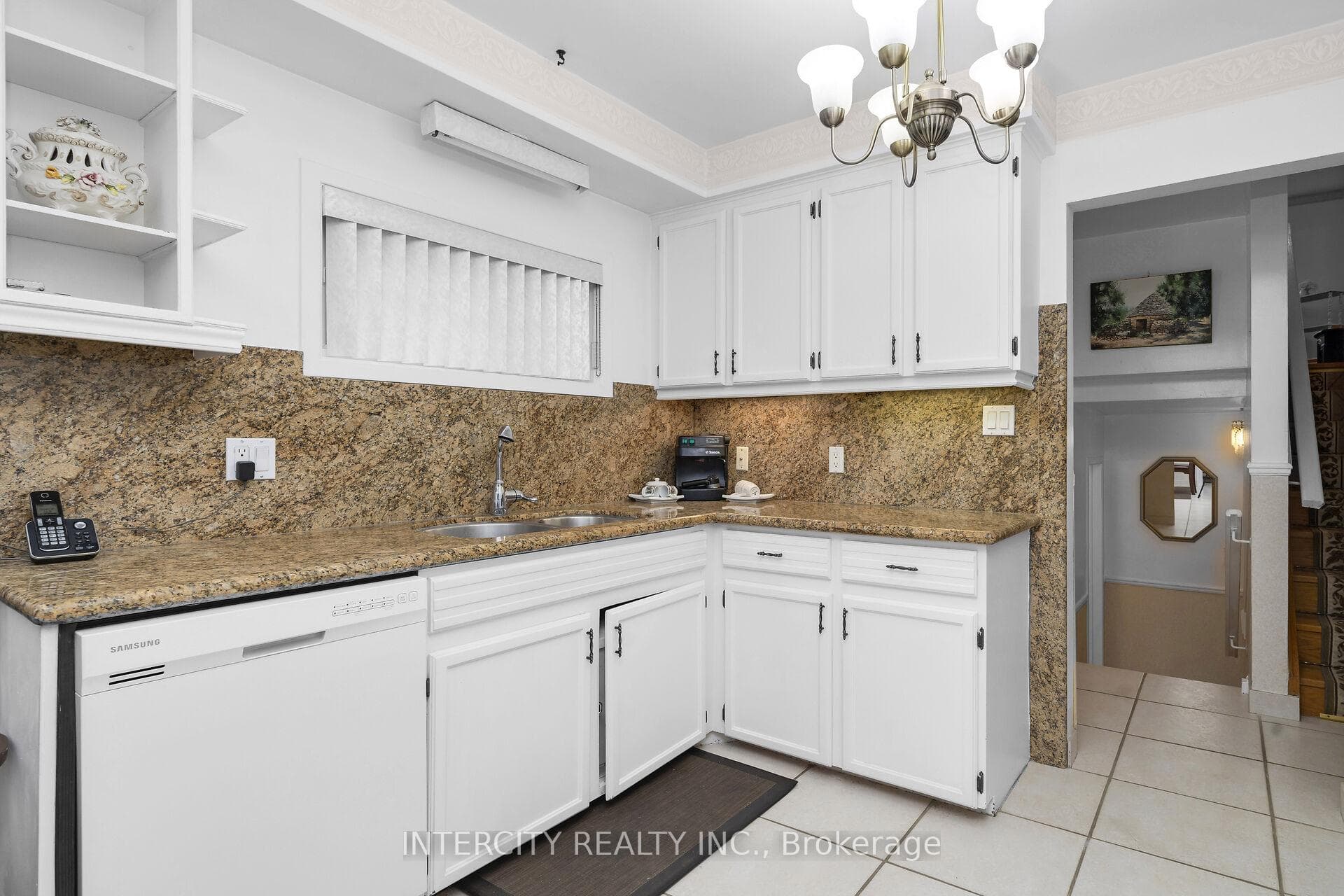 7279 Vernor Drive photo 11