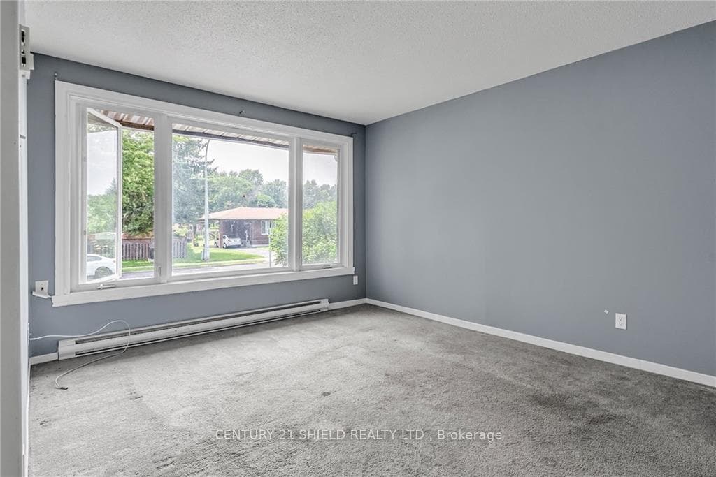 712 GLENGARRY Boulevard photo 23
