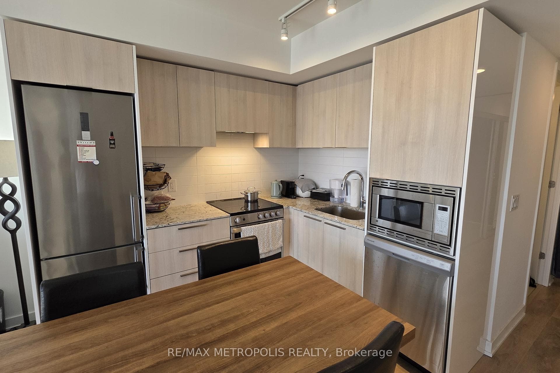 Dining / Kitchen area