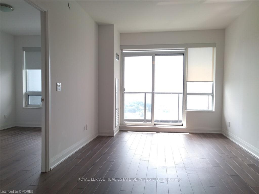36 Park Lawn Road Unit 2004 photo 4