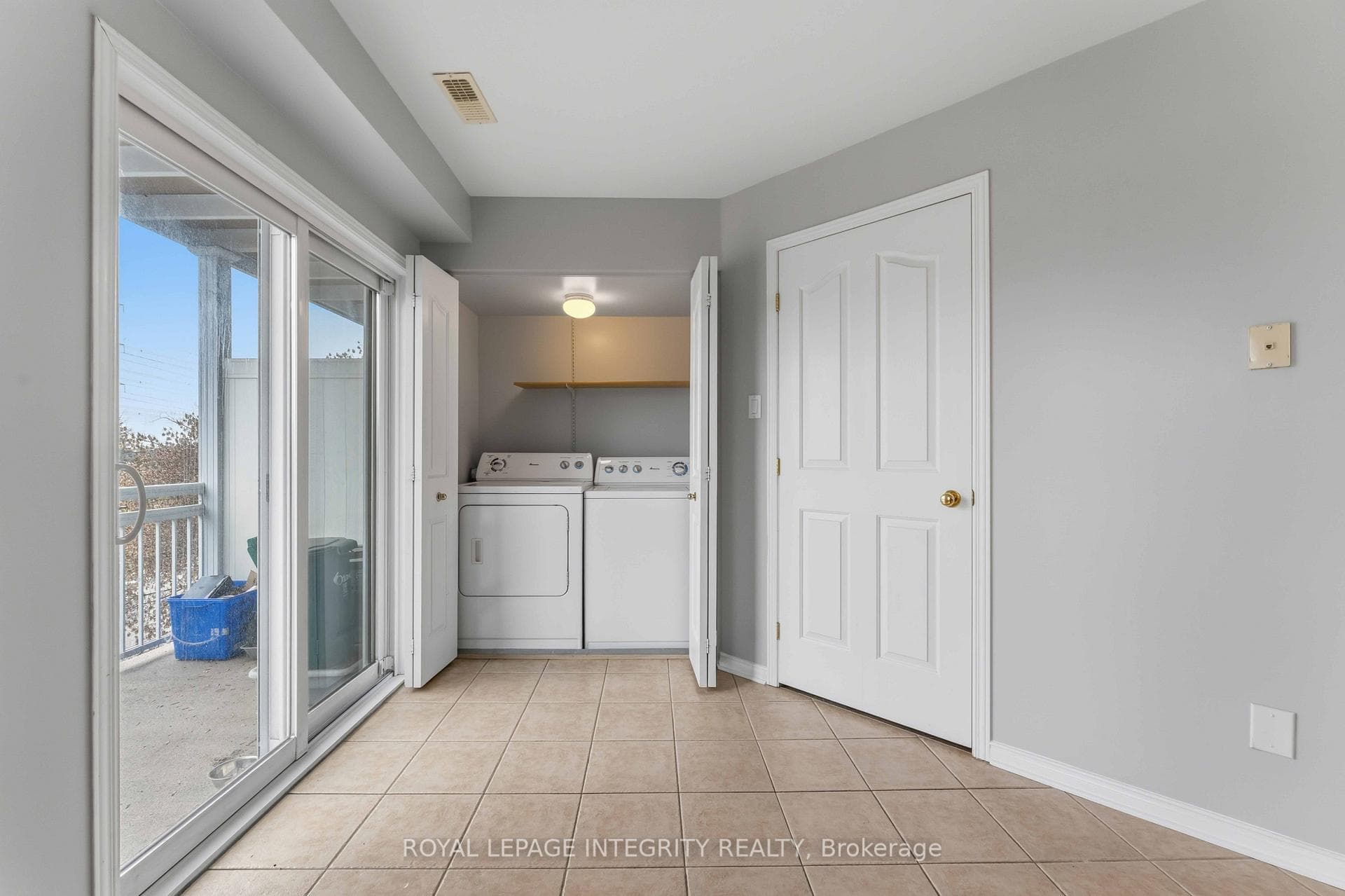 314 Tivoli Private Unit 13 photo 11