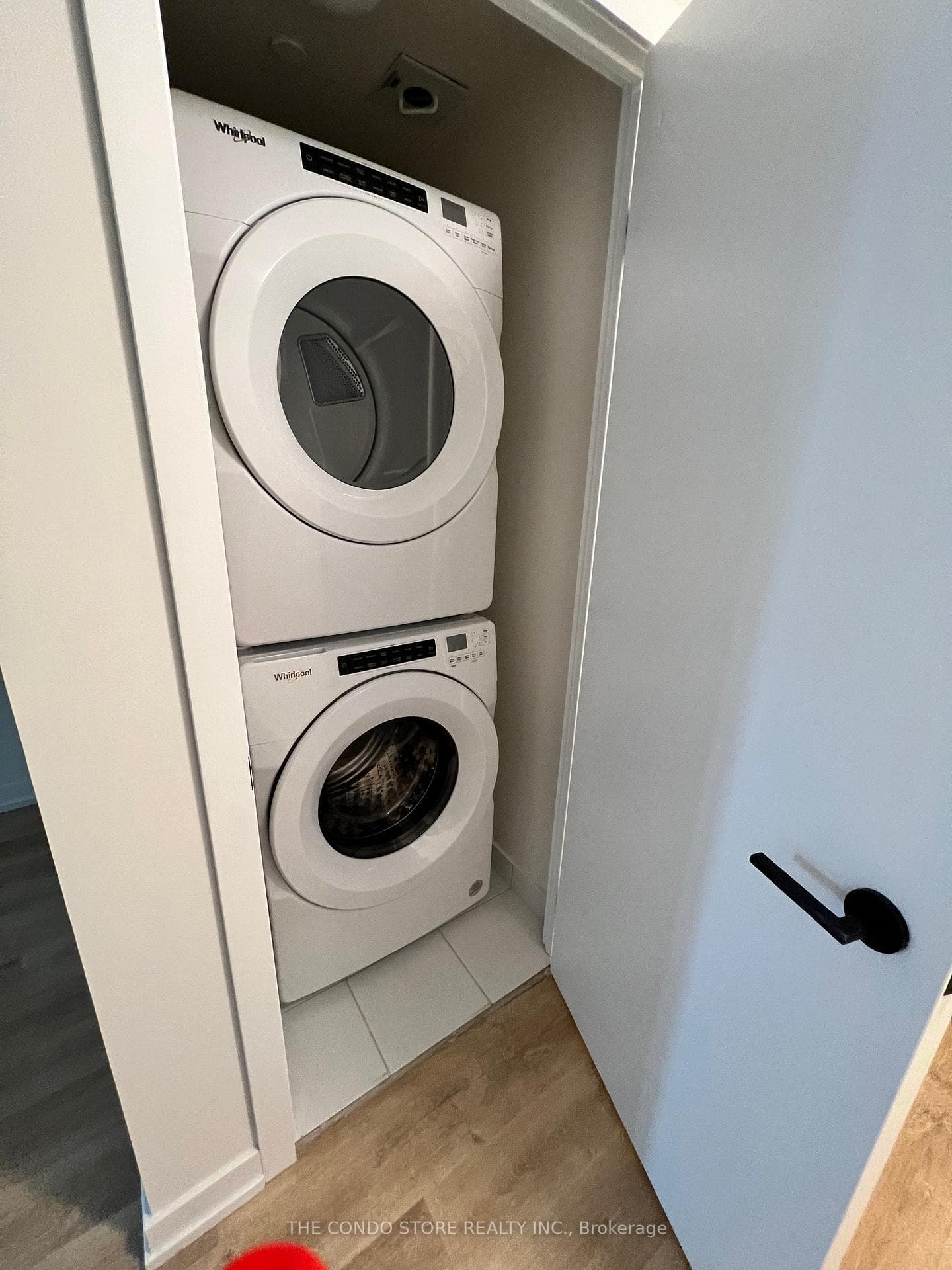 2300 St.Clair Avenue Unit 510 photo 9