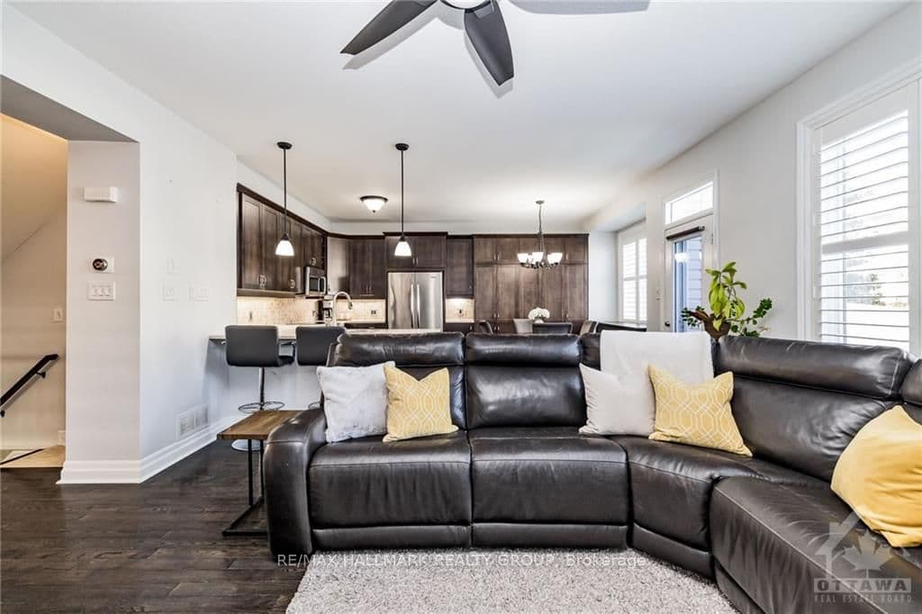 740 TRAMONTANA Place photo 9