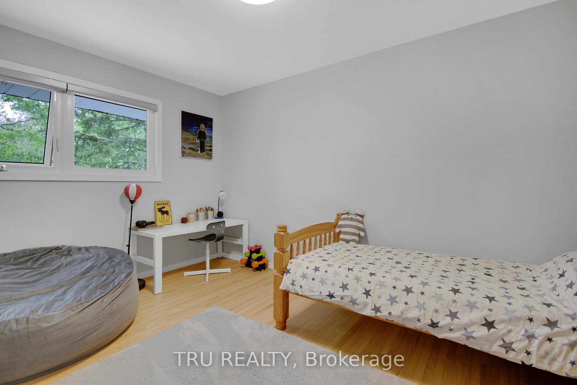 36 Varley Drive photo 32