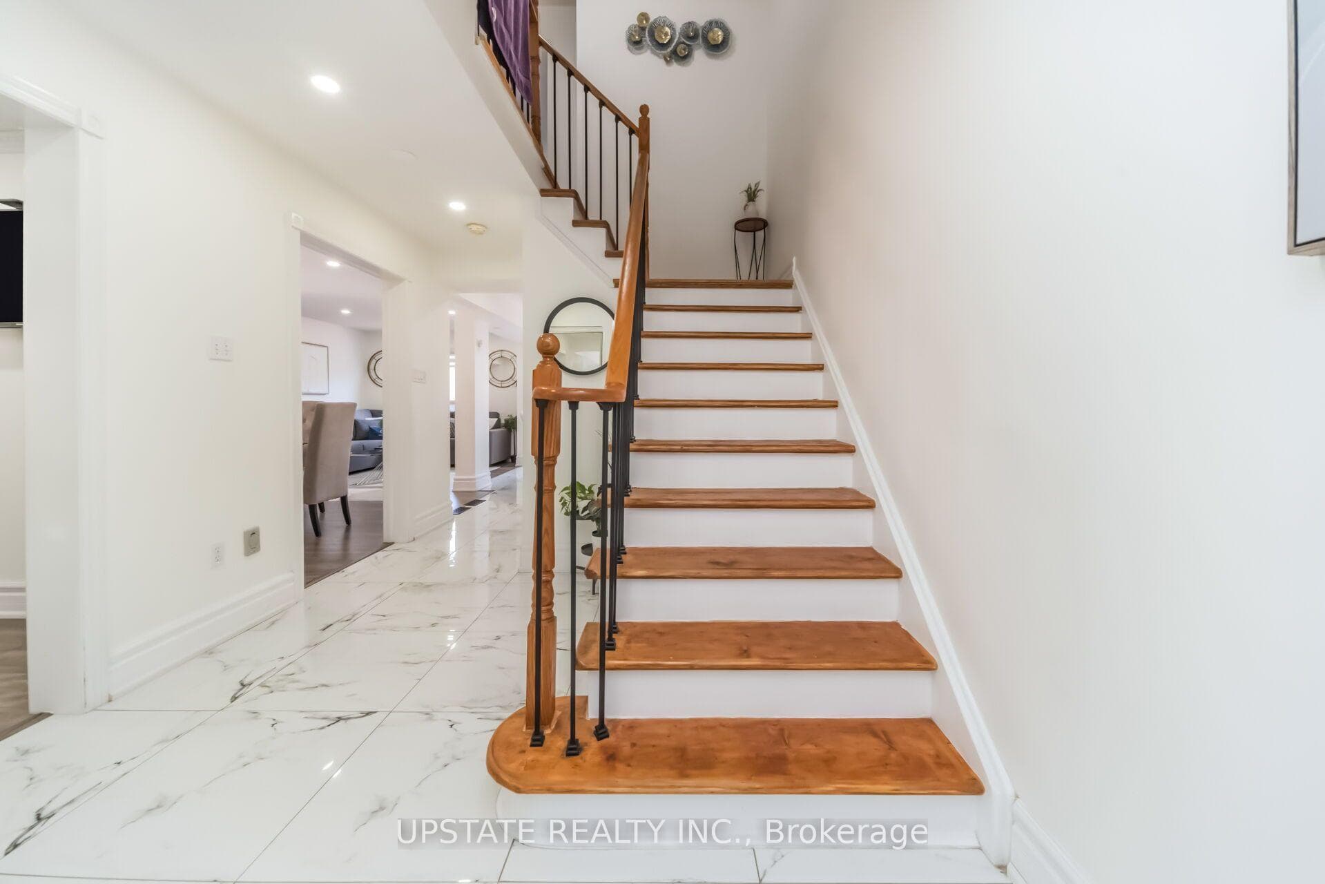 145 Valonia Drive photo 17