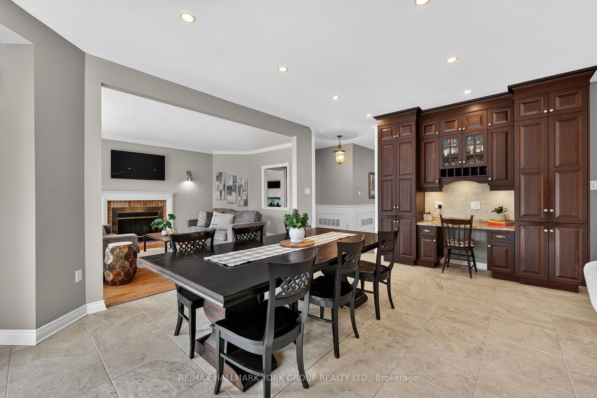 290 Binns Avenue photo 5